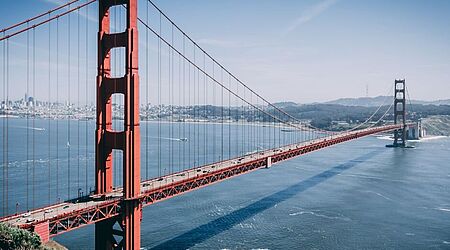 Das Bild zeigt die Golden Gate-Bridge in San Francisco 
