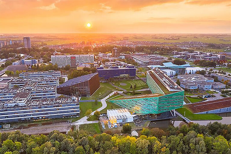 Luftaufnahme vom Campus der Hanzehogeschool / Hanze University of Applied Sciences
