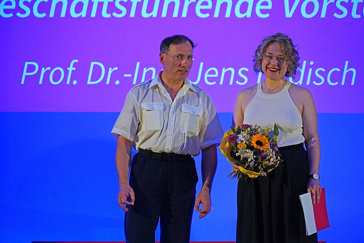 Jens Ladisch und Ulrike Klaas bei der Vergabe des Studienpreis