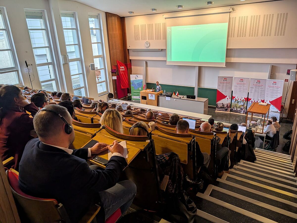 Vortrag zur Regwa 2024 im großen Hörsaal - Aufnahme von oben