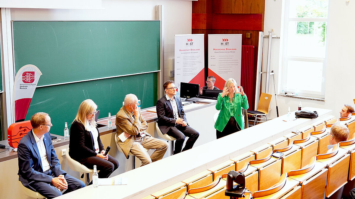 Paneldiskussion unter anderem mit Prof. Dr. Andreas Noack