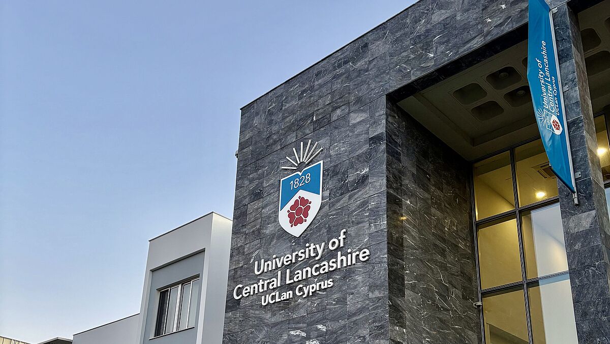 Zypern - University of Central Lancashire