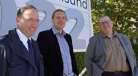 Prof. Dr.-Ing. Jens Ladisch (v. l.), Prof. Dr.-Ing. Mark Vehse und Prof. Dr. Christian Bunse 